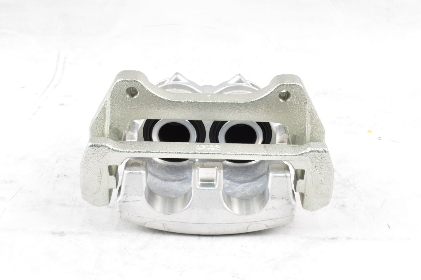 HOLDEN CALAIS 6.0 i V8 DBA Caliper Front Axle Right
