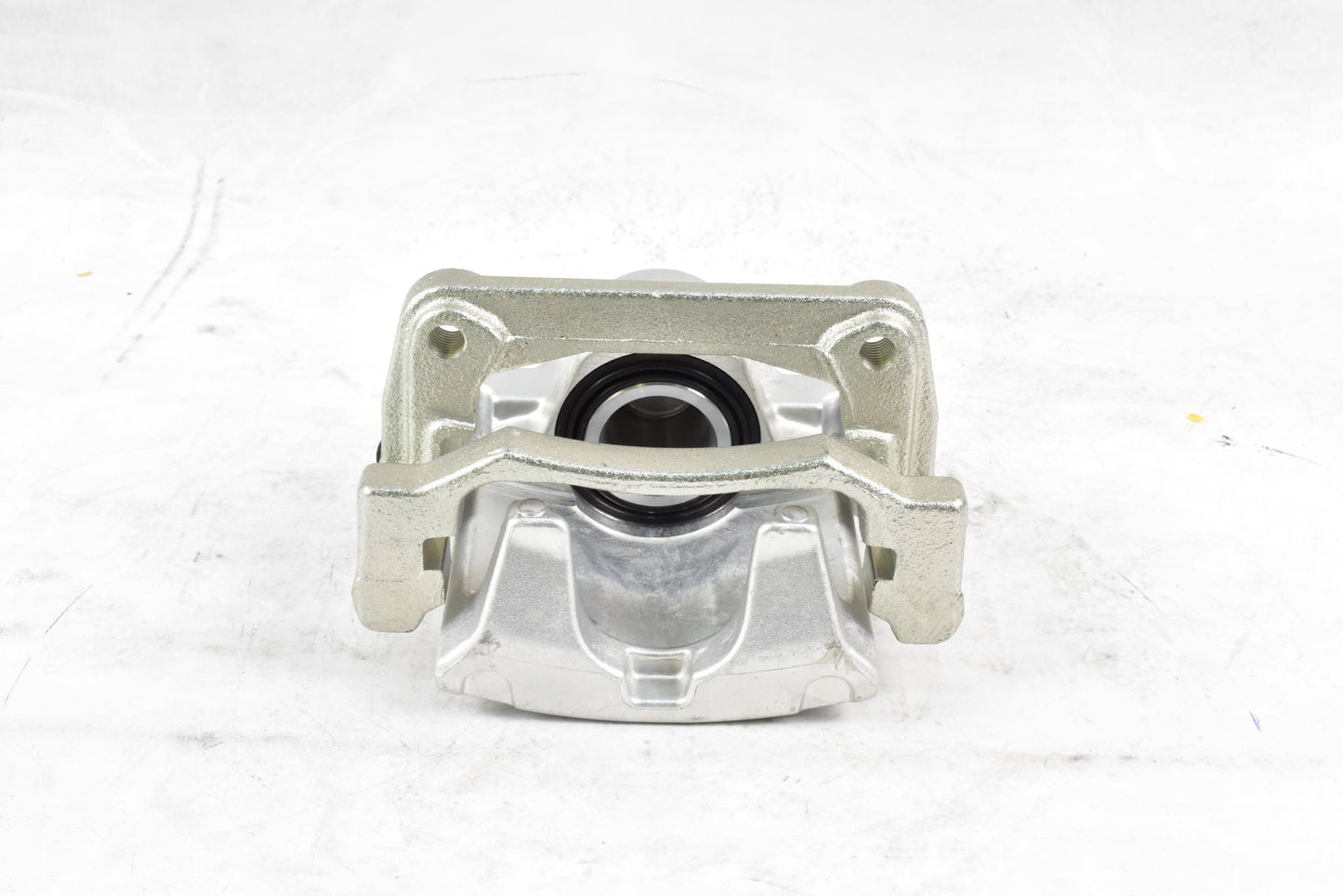 HOLDEN CALAIS 6.0 i V8 DBA Caliper Rear Axle Left