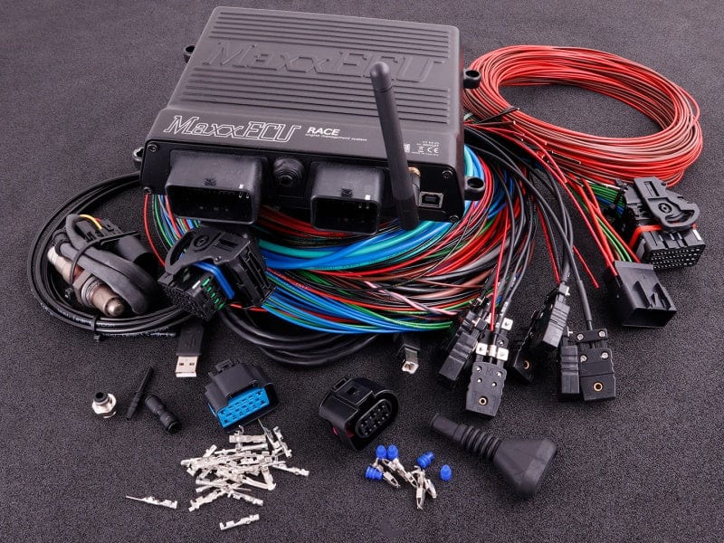 Maxx ECU Engine Management MaxxECU RACE PREMIUM (ECU, harnesses, accessories and LSU 4.2) MaxxECU RACE ECU SR