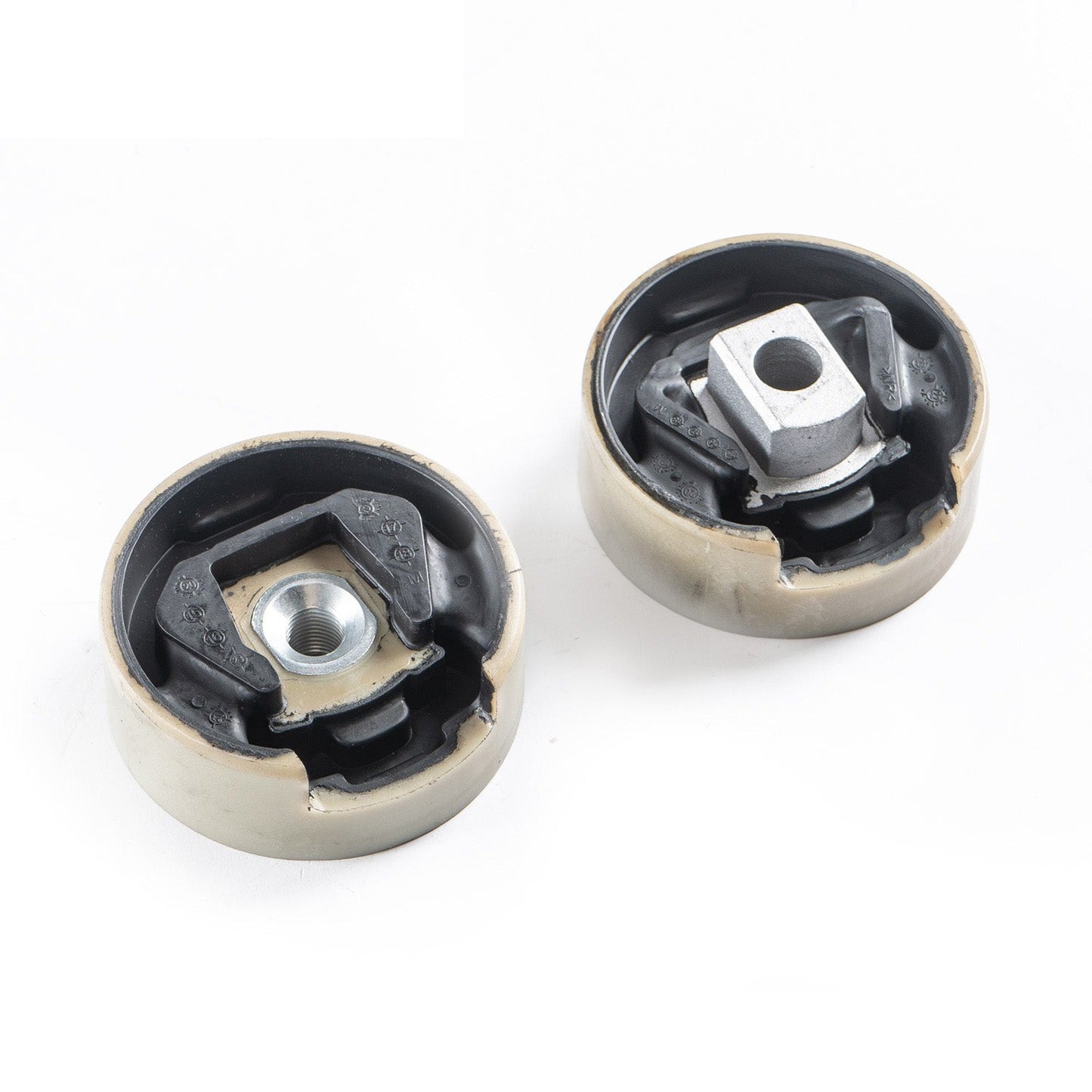 CTS Dogbone Pendulum Mount - MQB and EVO Platform